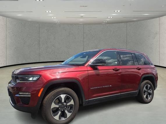 JEEP GRAND CHEROKEE 2023 1C4RJYB69PC649356 image